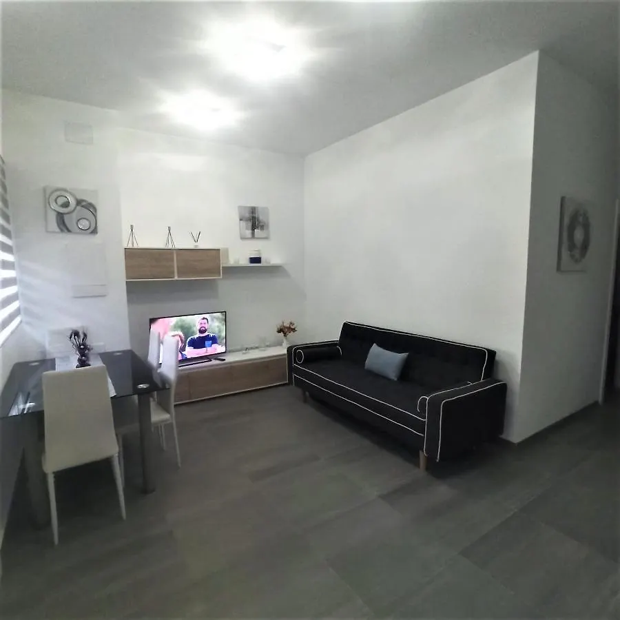 Loft Mediterraneo Malaga 0*,  Spain
