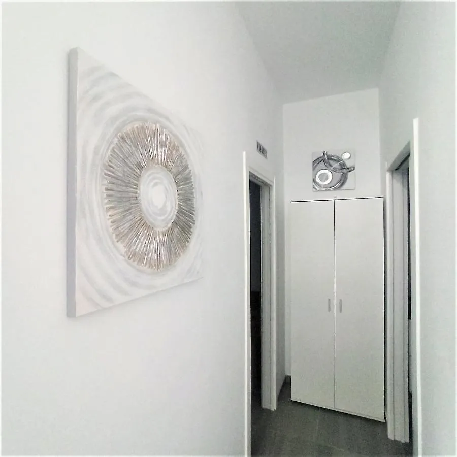 Loft Mediterraneo Malaga Apartment